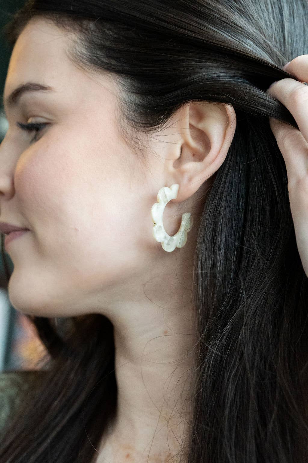 Flora Hoops - Cream / Flower Earrings