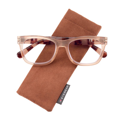 Shay Reading Glasses: Tan / +2.25