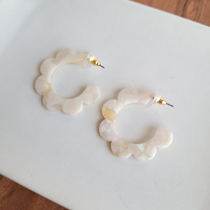 Flora Hoops - Cream / Flower Earrings