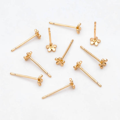 18k gold plated flower stud earrings- dainty