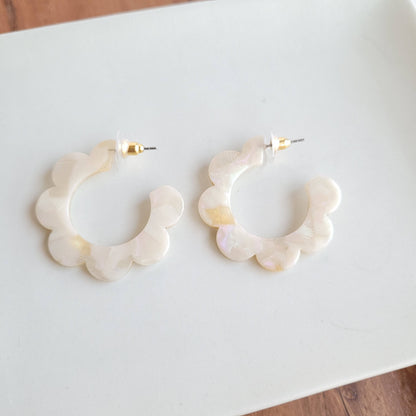 Flora Hoops - Cream / Flower Earrings