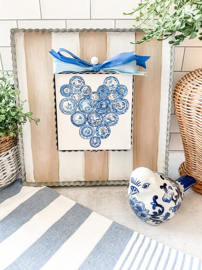 Mini art blue plate heart