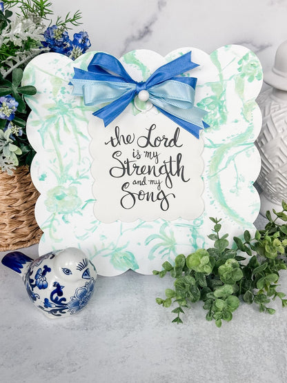 Mini gallery scallop "The Lord is my strength and my song"