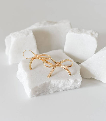 Kori 18k gold plated bow knot stud earrings-herringbone