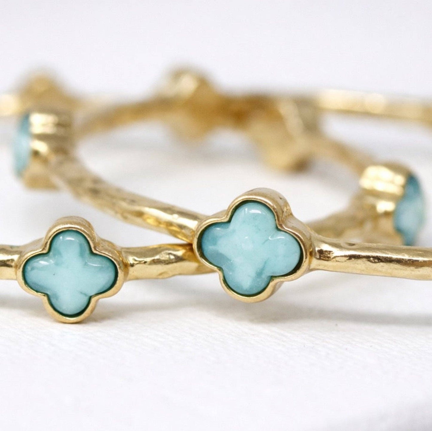 Color Clover Hammered Texture Stackable Bangle Set of 2: Black / Gold