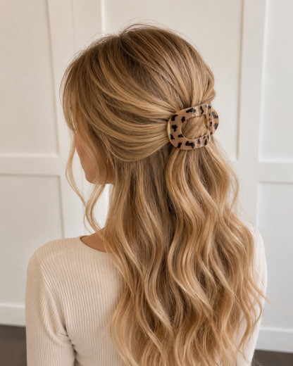 Tortoise Flat Hair Claw Clip – Medium Hold